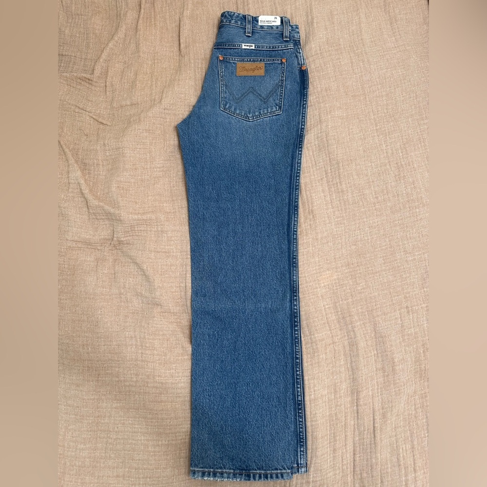 Wrangler Wild West 603 High Rise Straight Jeans